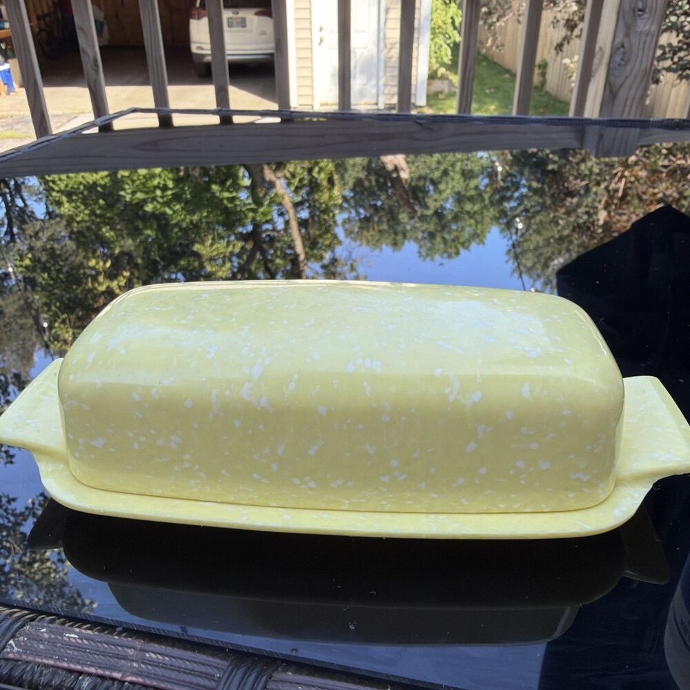 Vintage Unmarked Melamine Butter Dish Speckled Yellow MCM- See Pics